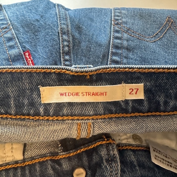 Levi's Wedgie Classic Straight Jeans in Stretch Cotton | Size 27 - Picture 6 of 10